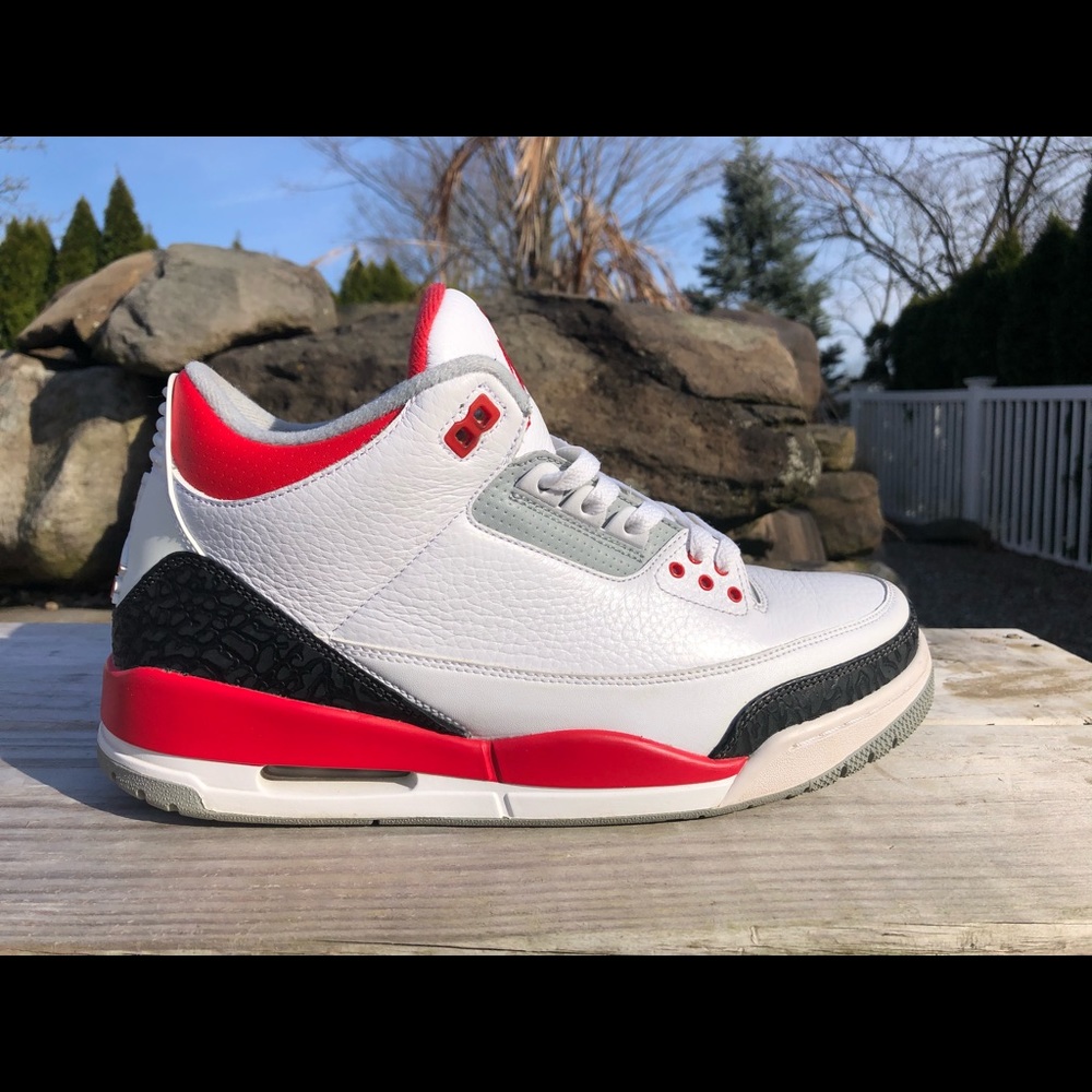 Jordan 3 “Fire Red” Size 10.5